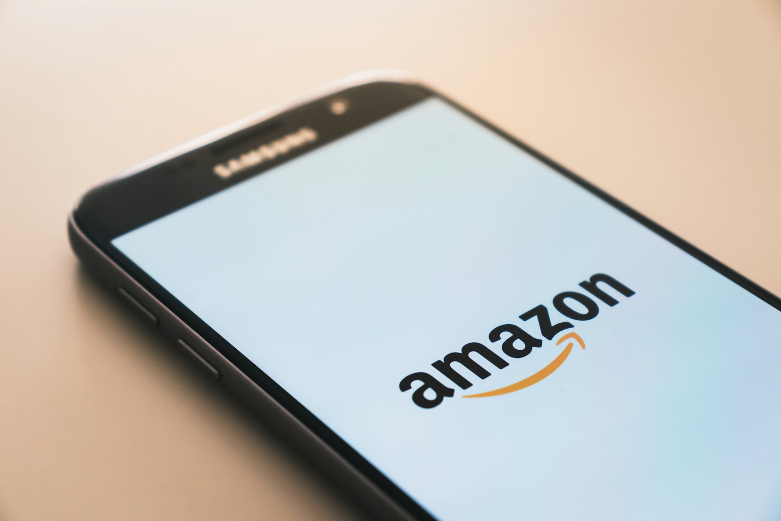 How to Bypass Amazon CAPTCHAs When Scraping E-Commerce Data with ProxyTee